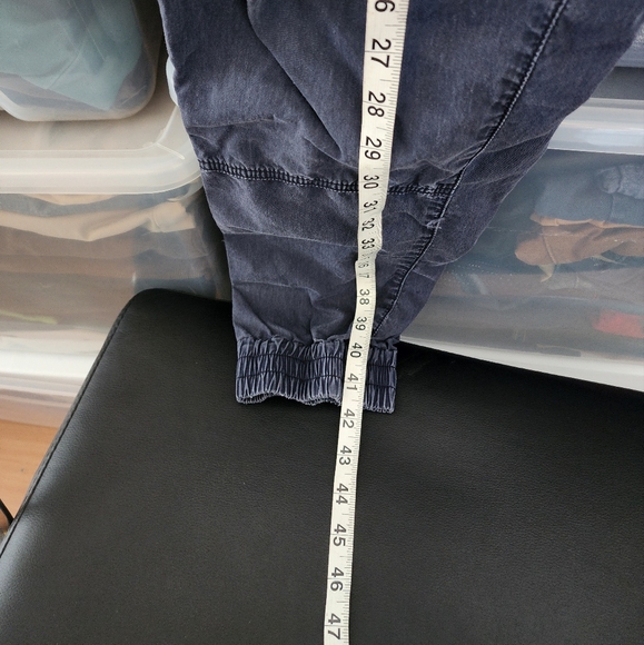 G Raw men's classic khaki multiple pockets pants. - Picture 5 of 8